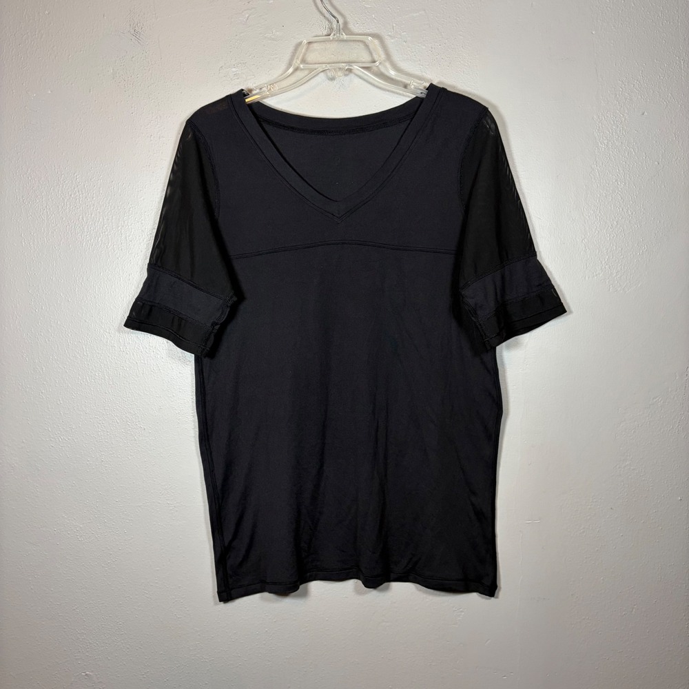 Lululemon Black Mesh Sleeve V-Neck Athletic T-Shirt Womens Activewear Top